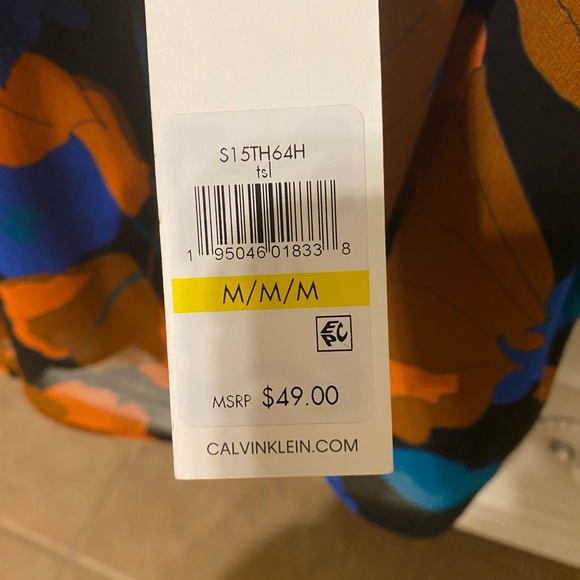 Calvin Klein Blouse- medium - Picture 3 of 4